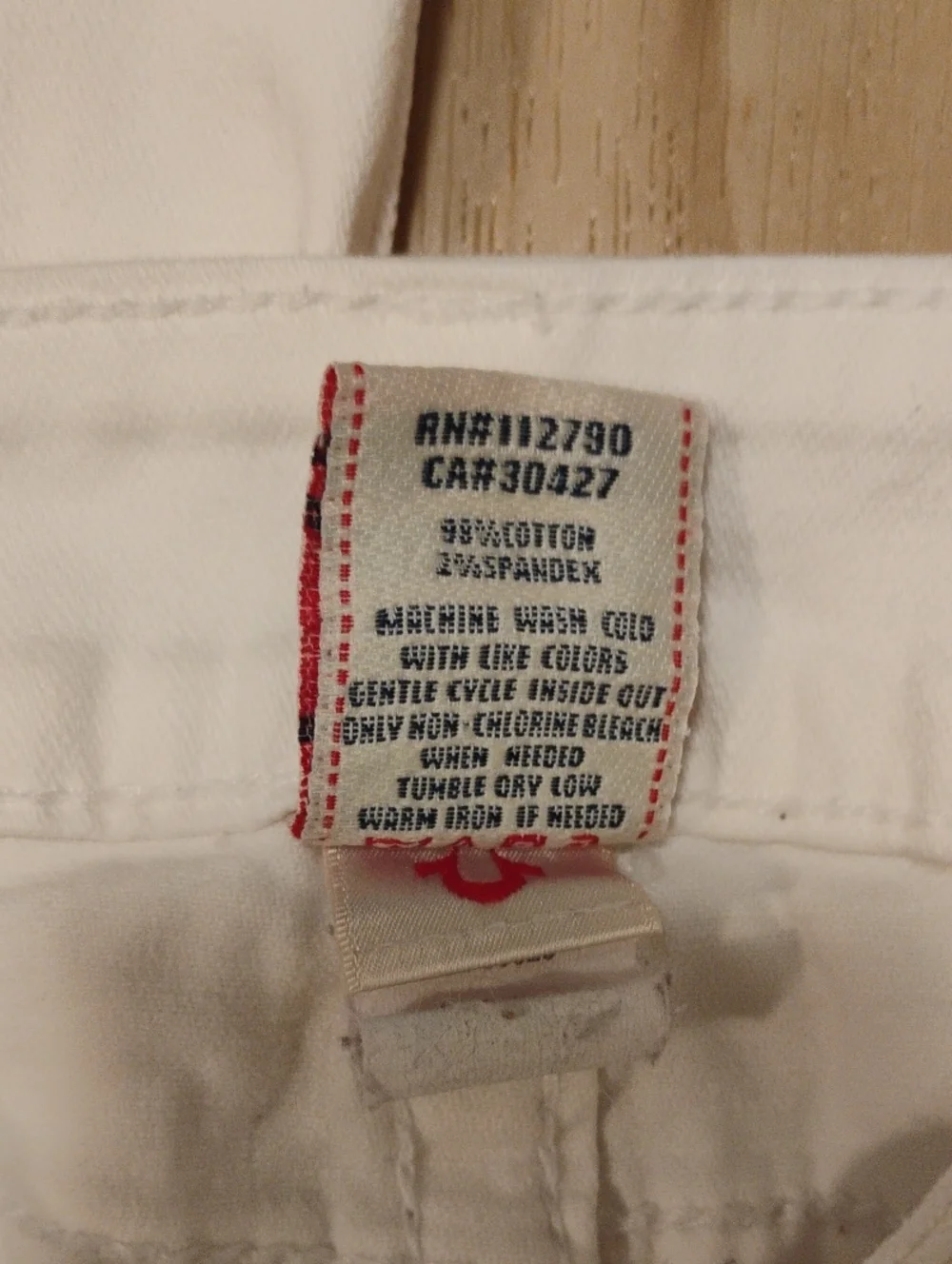 ✨ True Religion Lizzy Women's Capri Pants – Size 28 ✨